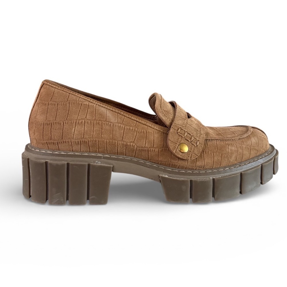 Vionic Suede Lug Sole‎ Loafers Size 7